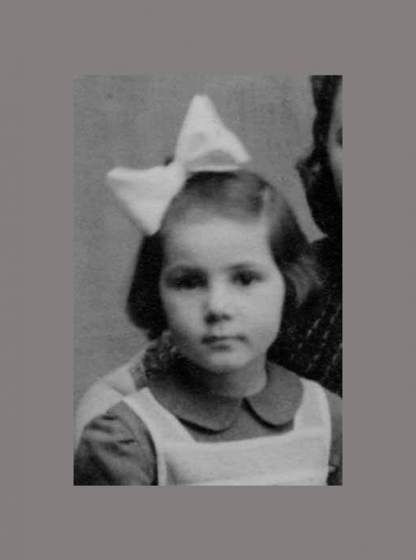 Gail Elad, 5 years old in Poland 1945