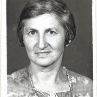Heinz' Mother Elsbeth.