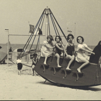 growing-up-by-the-sea2-original