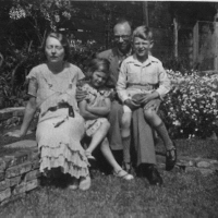 harriets-family-original